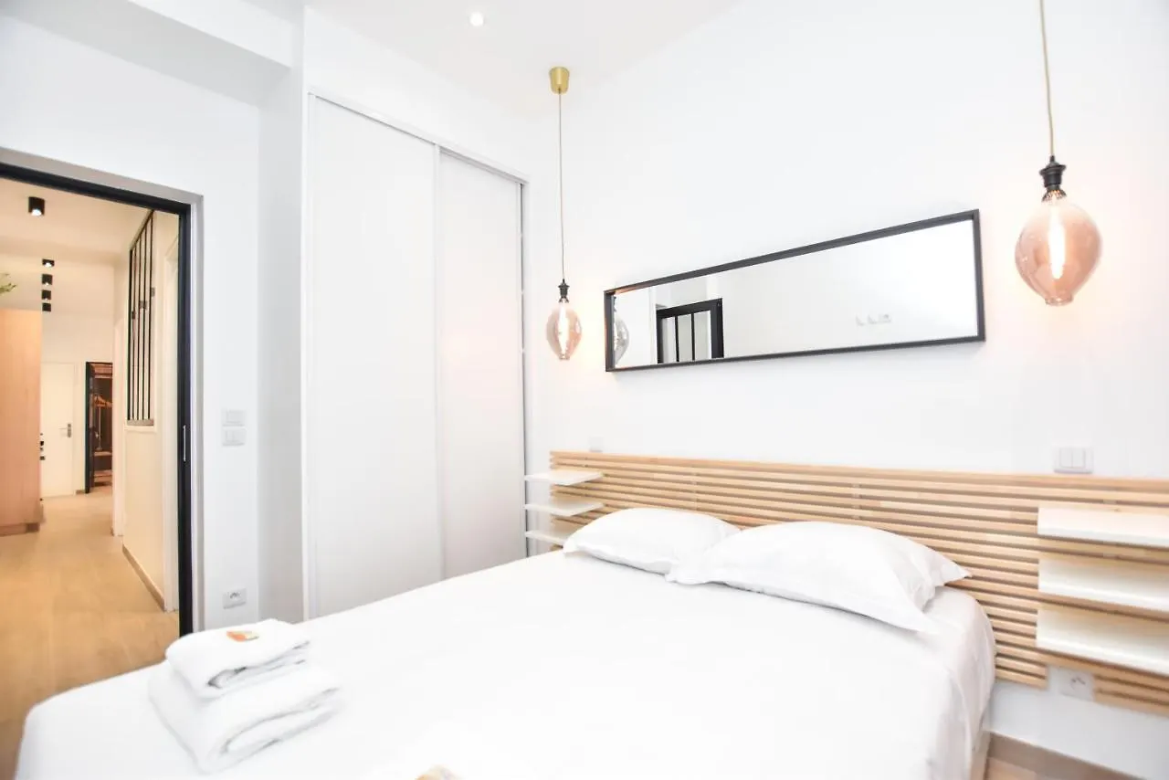 Cmg - Rochechouart Barbes Lägenhet Paris